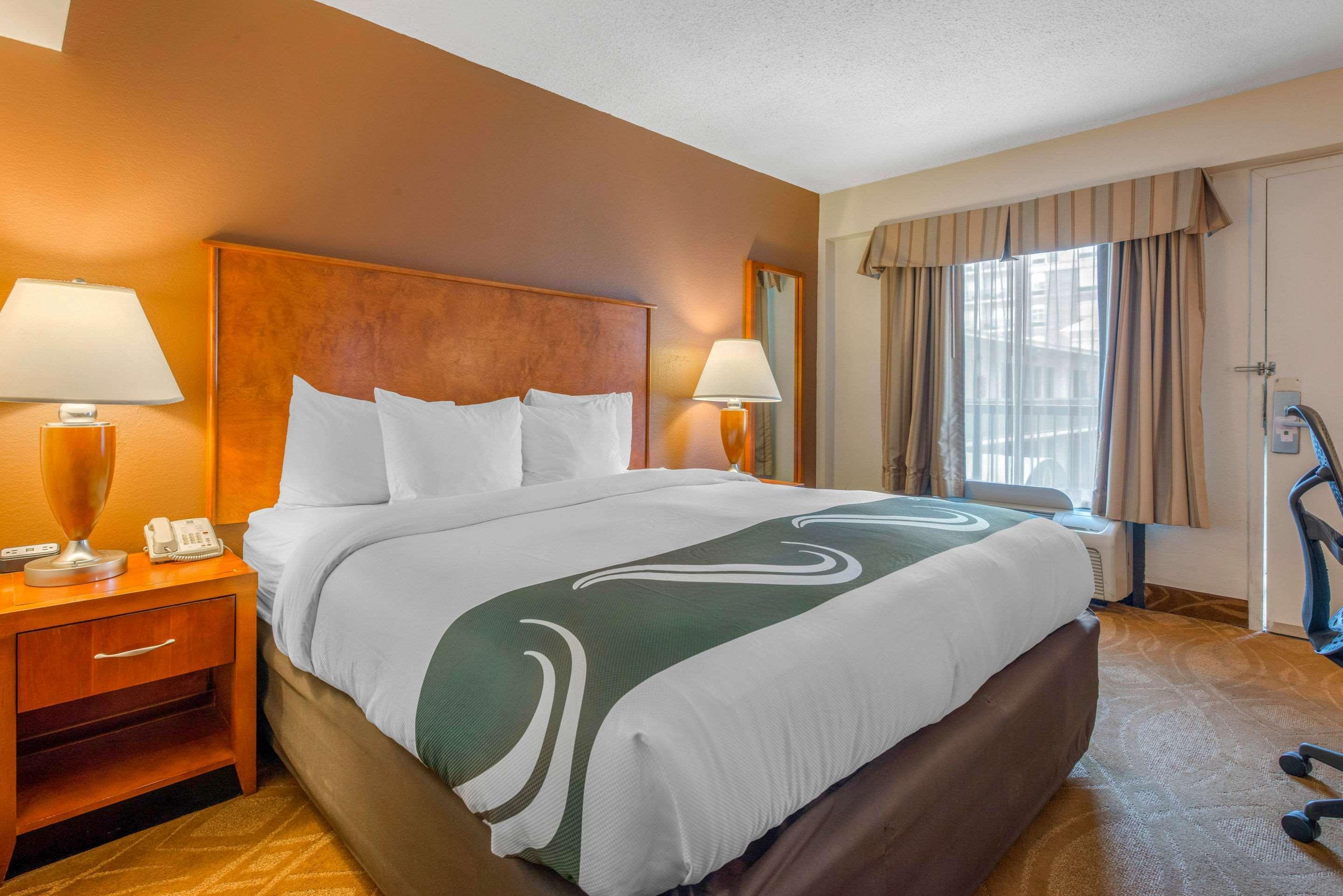 Quality Inn Savannah Historic District Bagian luar foto