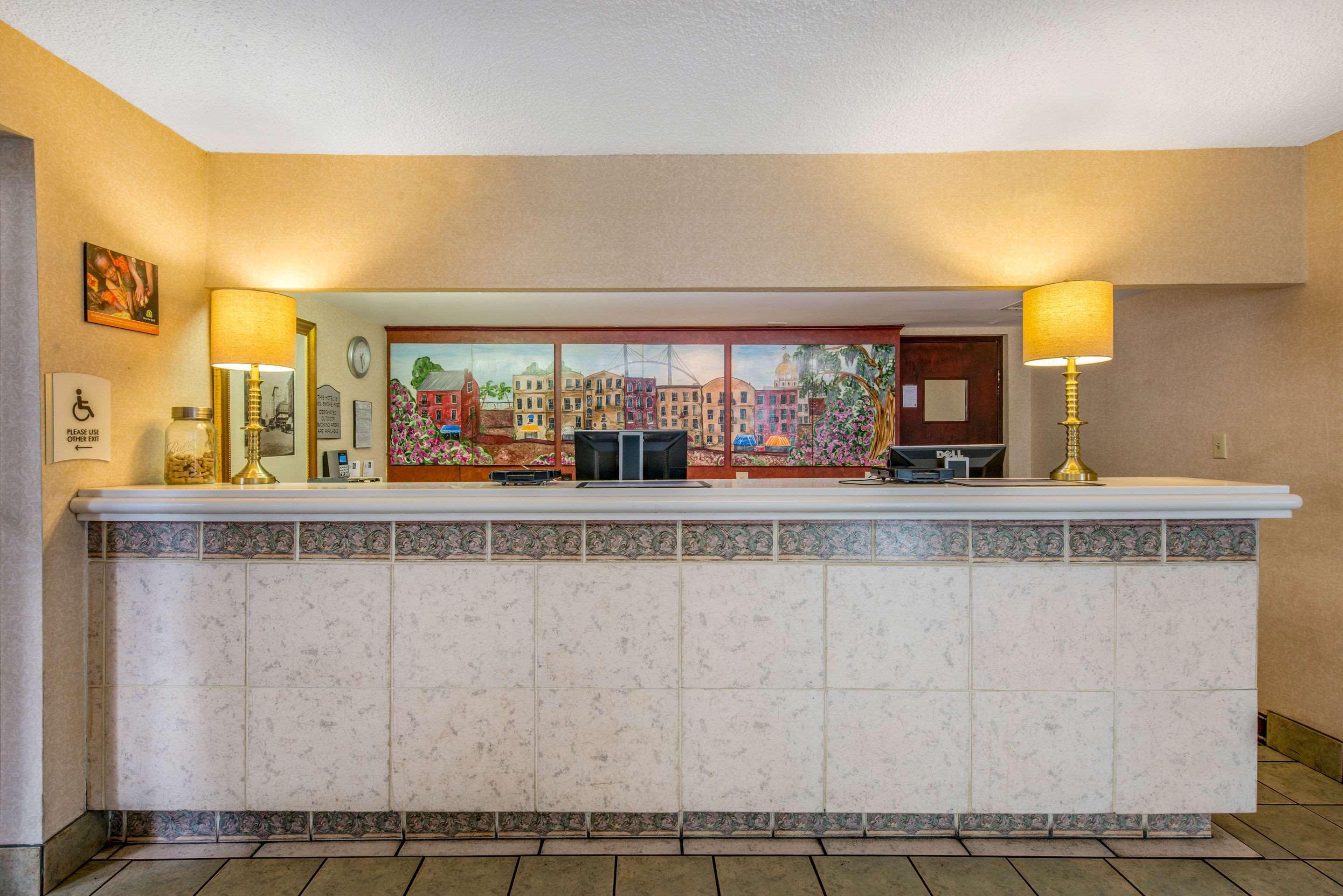 Quality Inn Savannah Historic District Bagian luar foto