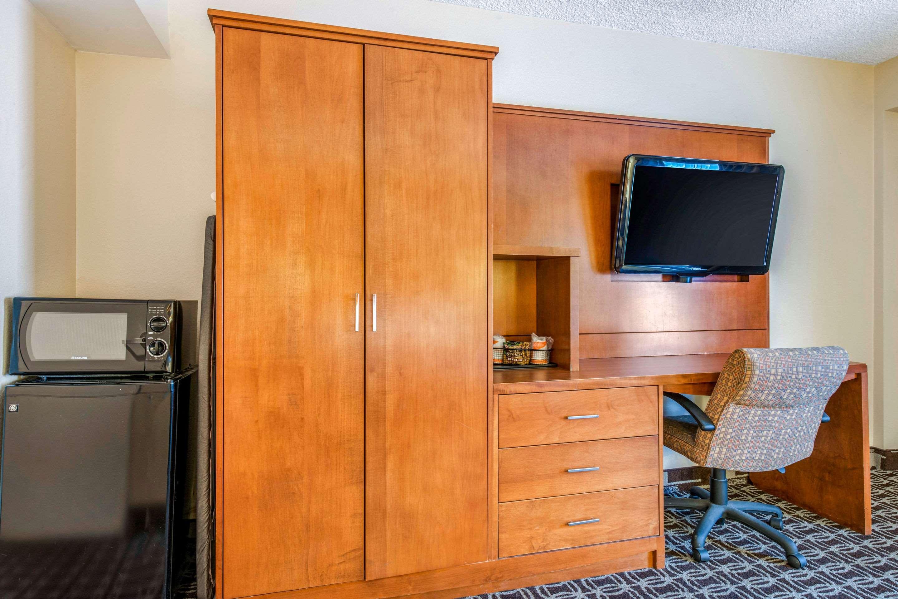 Quality Inn Savannah Historic District Bagian luar foto