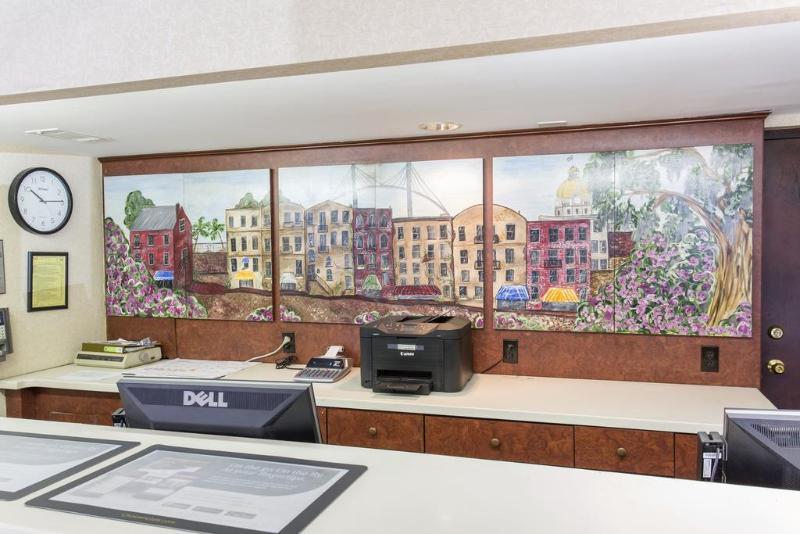 Quality Inn Savannah Historic District Bagian luar foto